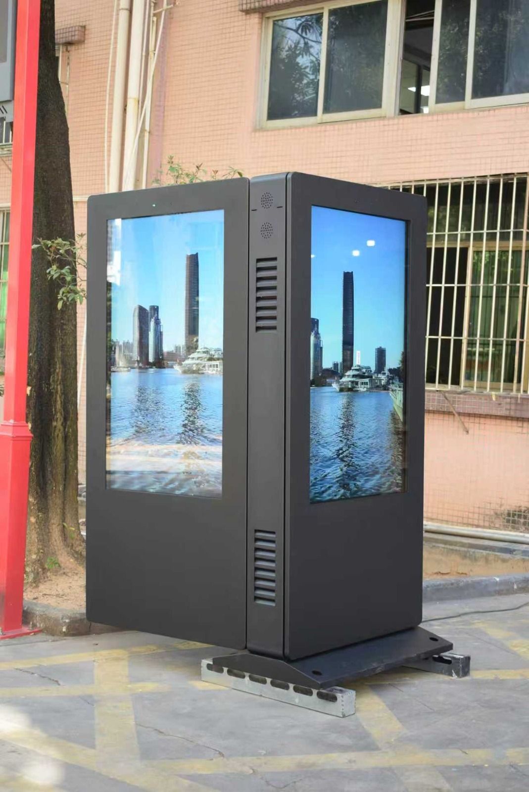 MUPI Digital Doble Pantalla 55" Exterior 4G Android
